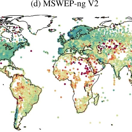 temporal correlations between 3-day mean rain gauge- and MSWEP-based time series. Each data point represents a rain gauge. Figure from Beck et al. (2017).